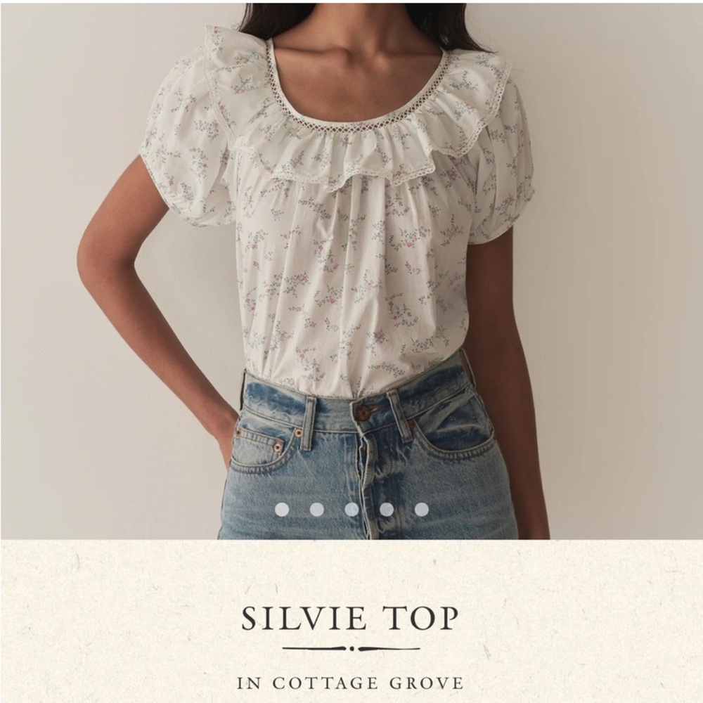 Doen Silvie Top in Cottage Grove Cream with Tiny Floral Print